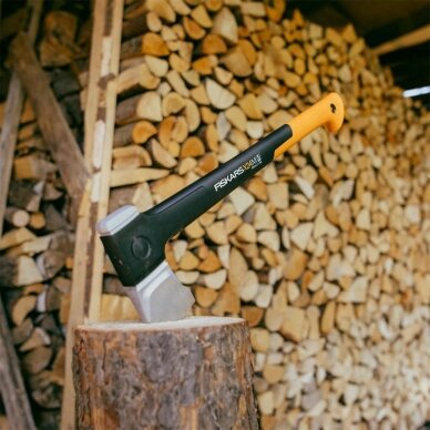 Cirvis FISKARS X24 šķelšanas M 11 Cirvis FISKARS X24 šķelšanas M 11